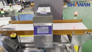 détecteur de métaux conçu pour la viande congelée en sac