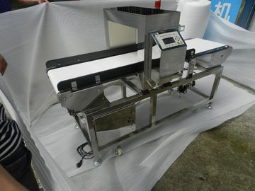Entièrement automatiquement détecteurs de métaux de convoyeur à bande pour le textile, vitesse de 25-30 M/Min